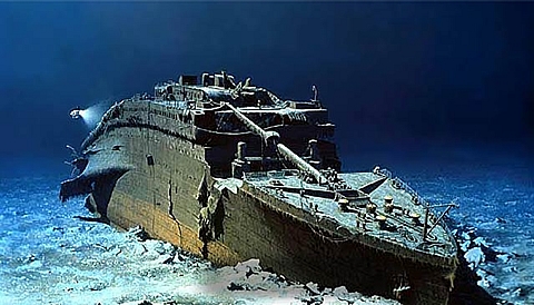 Titanic Ship Wreck by Ken Marschall T1988g1