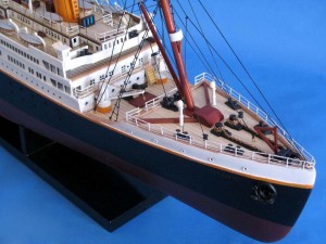 Titanic Model Shp 40-17