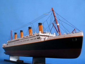 Titanic Model Shp 40-22