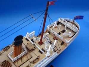 Titanic Model Ship 20-15