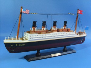 Titanic Ship Model 14-b