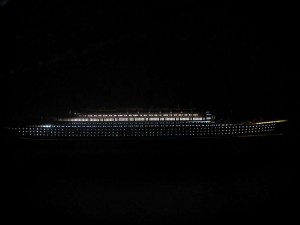 Titanic Model Ship Lights 40-1