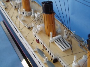 Titanic Model Ship Lights 40-15