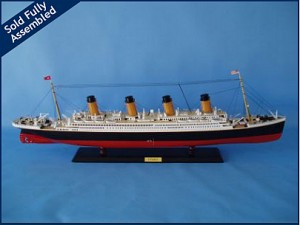 Titanic Model Ship Limited Edition 40