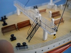 rms-titanic-model-ship-replica-50-17