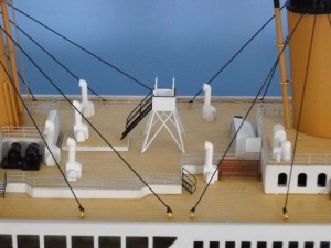 rms-titanic-model-ship-replica-lights-50-7