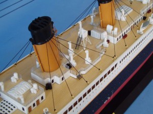 Remote Control Titanic 40" Limited Edition Model Ship 10