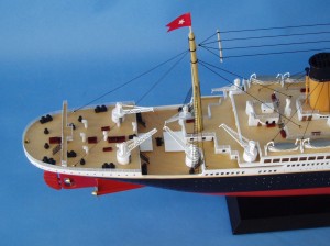 Remote Control Titanic 40" Limited Edition Model Ship 15